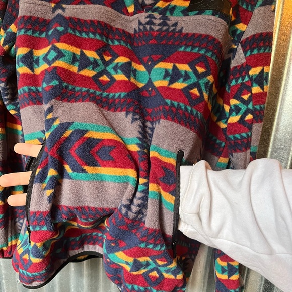 KAVU Fleece - Picture 3 of 5